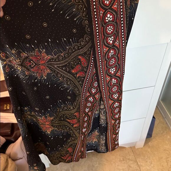 New Bohemian Black and Red Wide Leg Pants - Picture 7 of 8